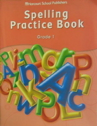 Story Town Grade 1 : Spelling Practice Book  